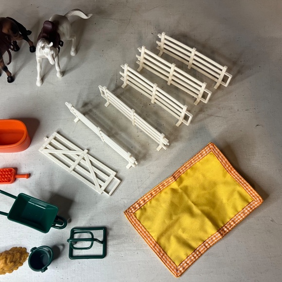 Vintage New Ray Horses & Riders Toy Figure Lot - Picture 4 of 7